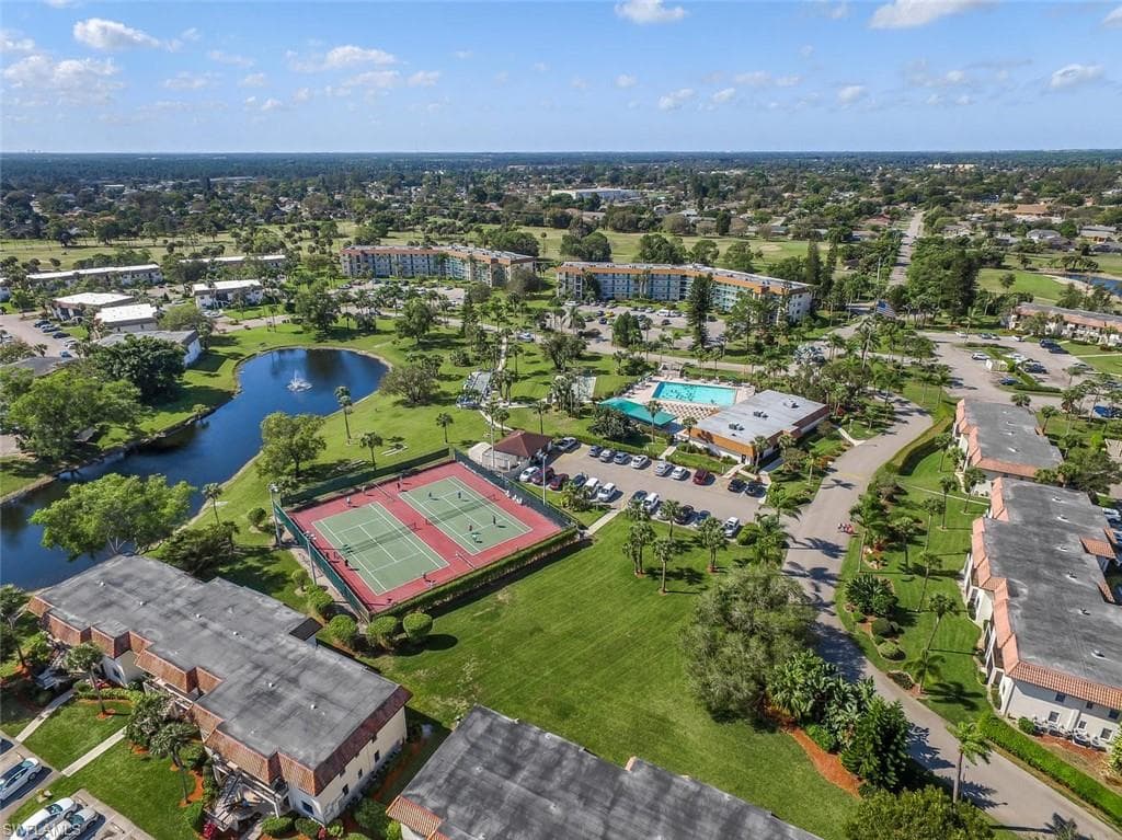 4380 27th CT SW # 1, NAPLES FL 34116-32