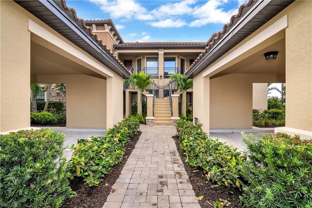 9440 Benvenuto CT # 204, NAPLES FL 34119-12