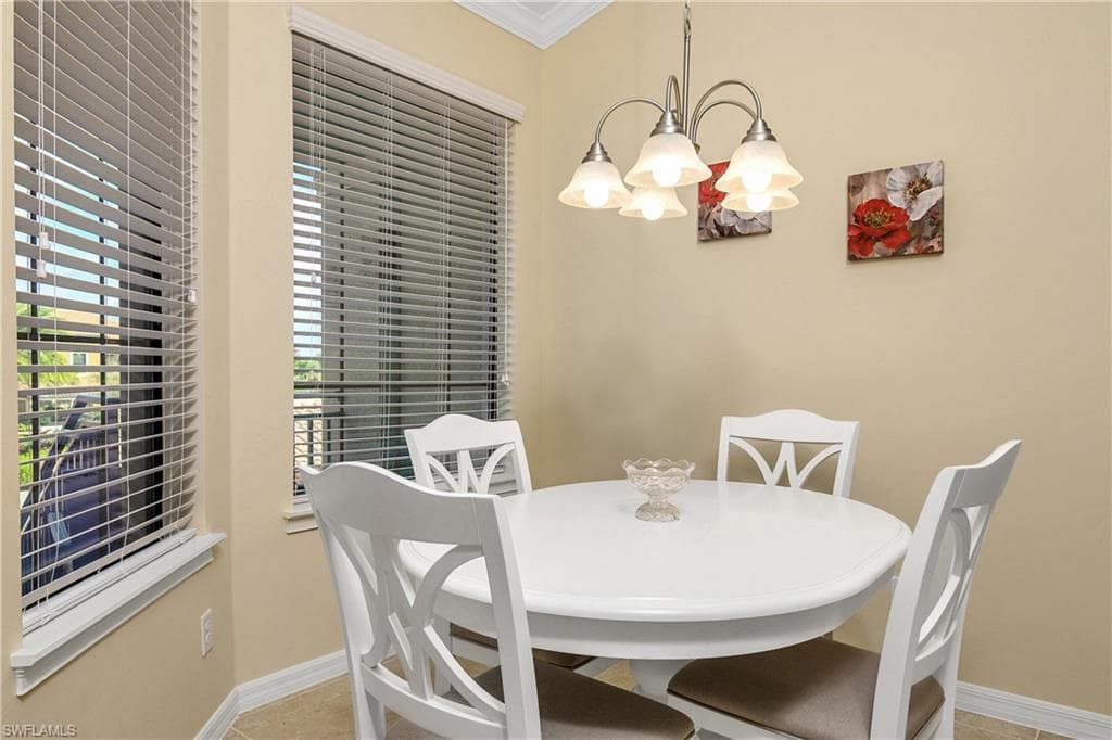 9440 Benvenuto CT # 204, NAPLES FL 34119-23