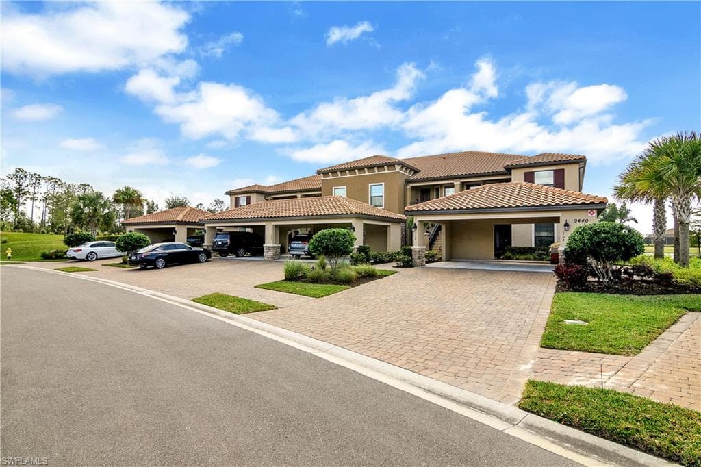9440 Benvenuto CT # 204, NAPLES FL 34119-13