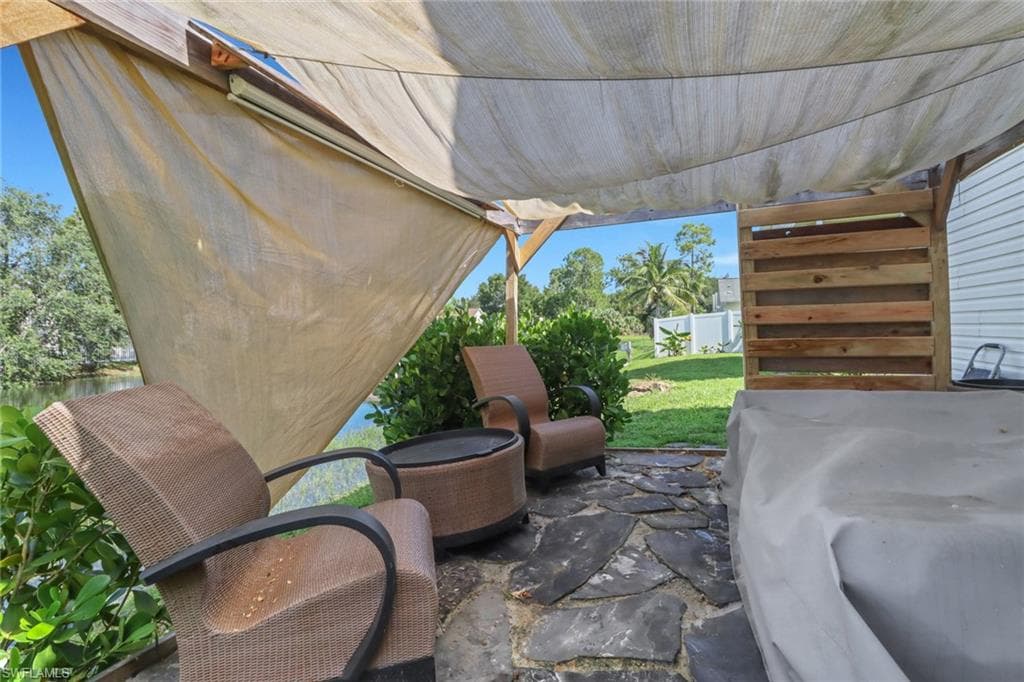 398 Leawood CIR, NAPLES FL 34104-21