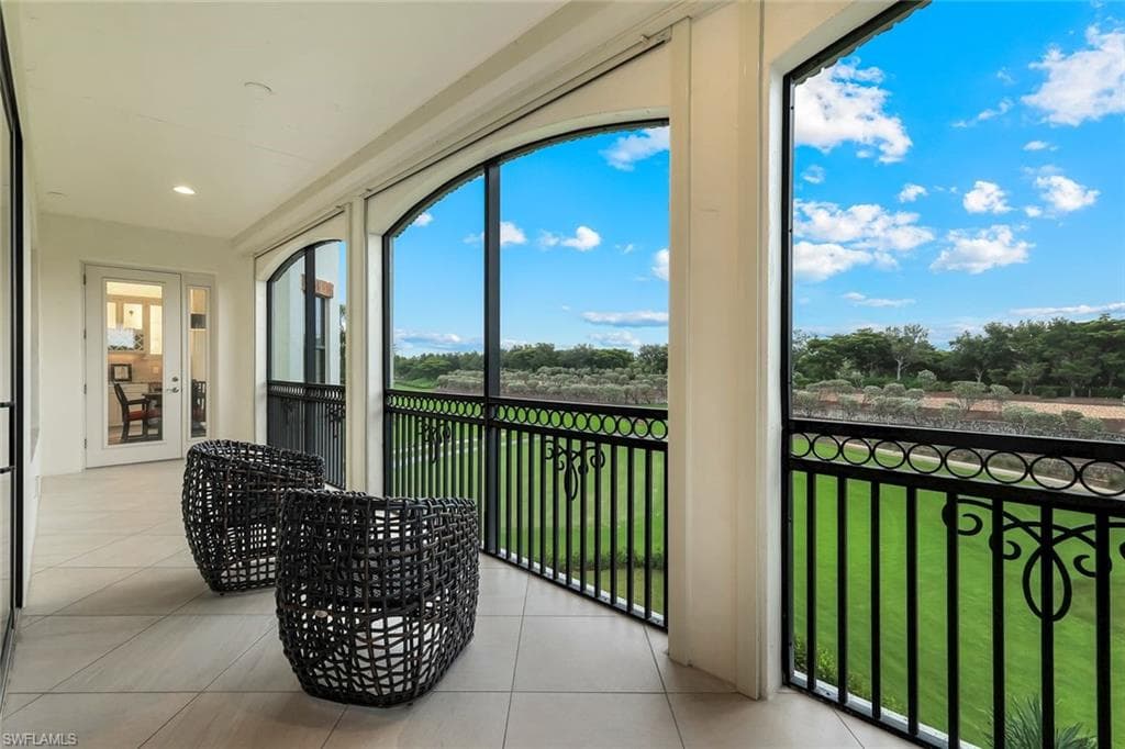 16452 Carrara WAY # 301, NAPLES FL 34110-15