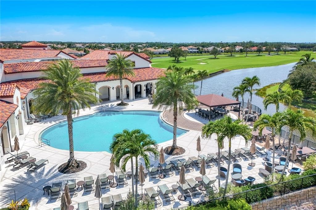 16452 Carrara WAY # 301, NAPLES FL 34110-33