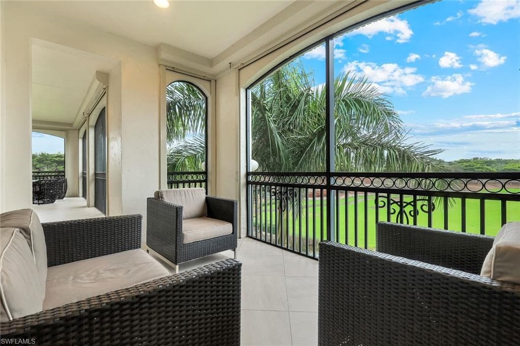 16452 Carrara WAY # 301, NAPLES FL 34110-17