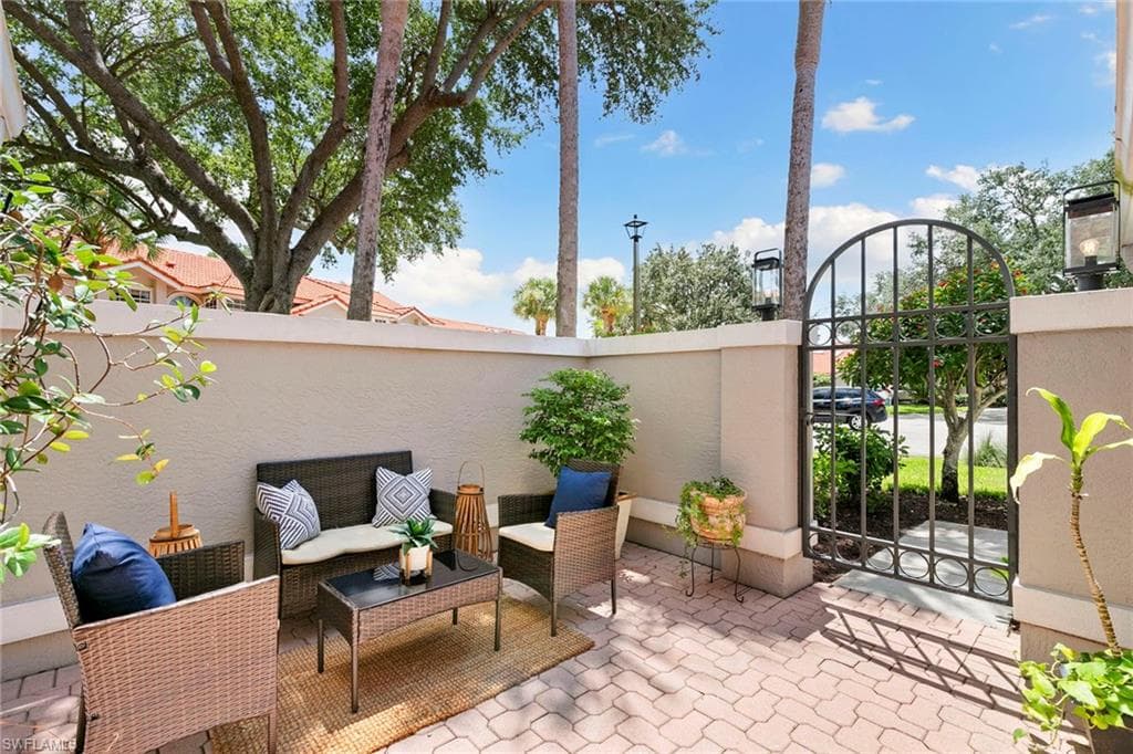 1733 San Bernadino WAY # K406, NAPLES FL 34109-27