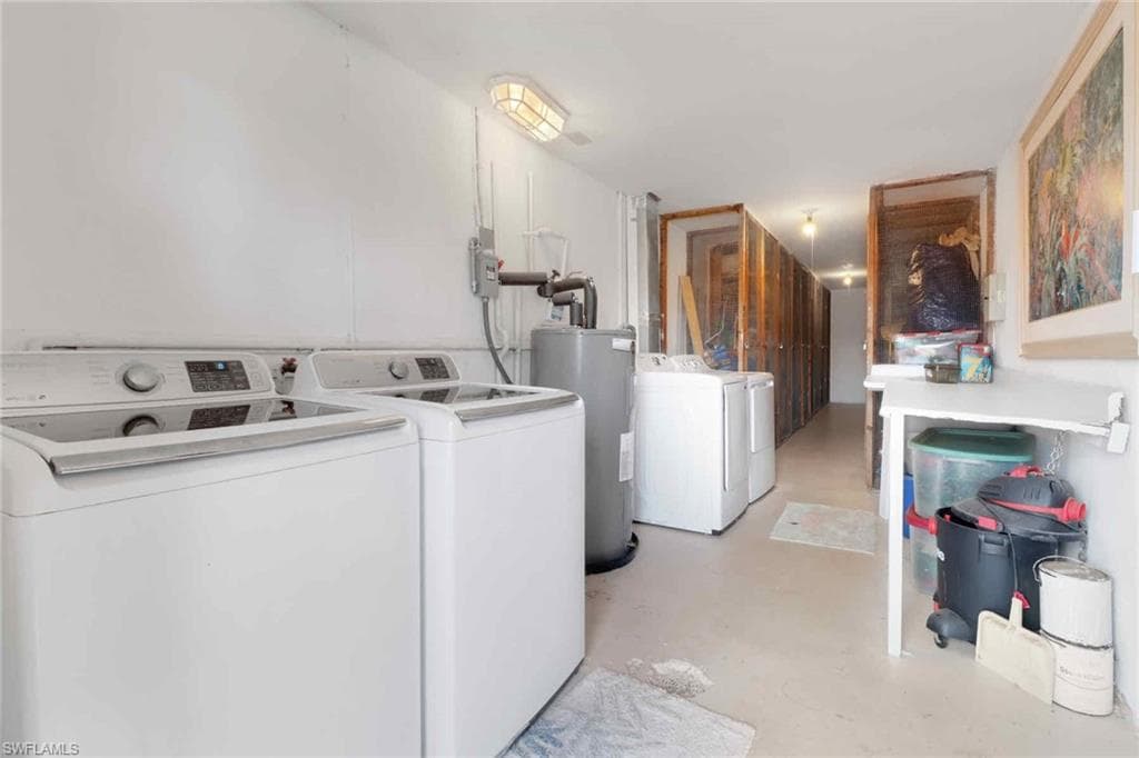 5595 RATTLESNAKE HAMMOCK RD # 19, NAPLES FL 34113-25