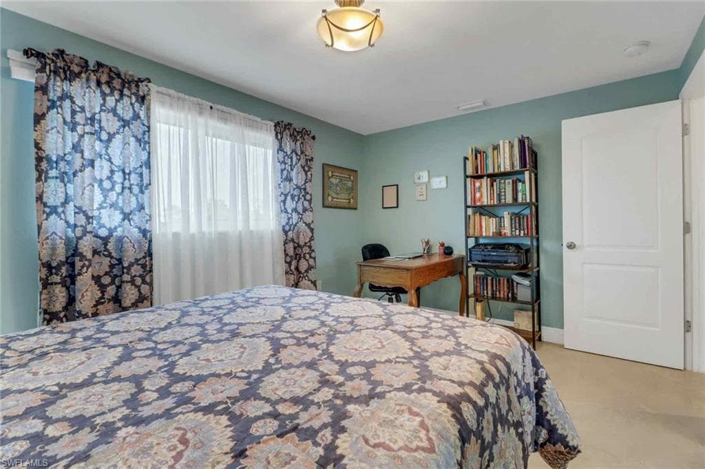 5595 RATTLESNAKE HAMMOCK RD # 19, NAPLES FL 34113-17