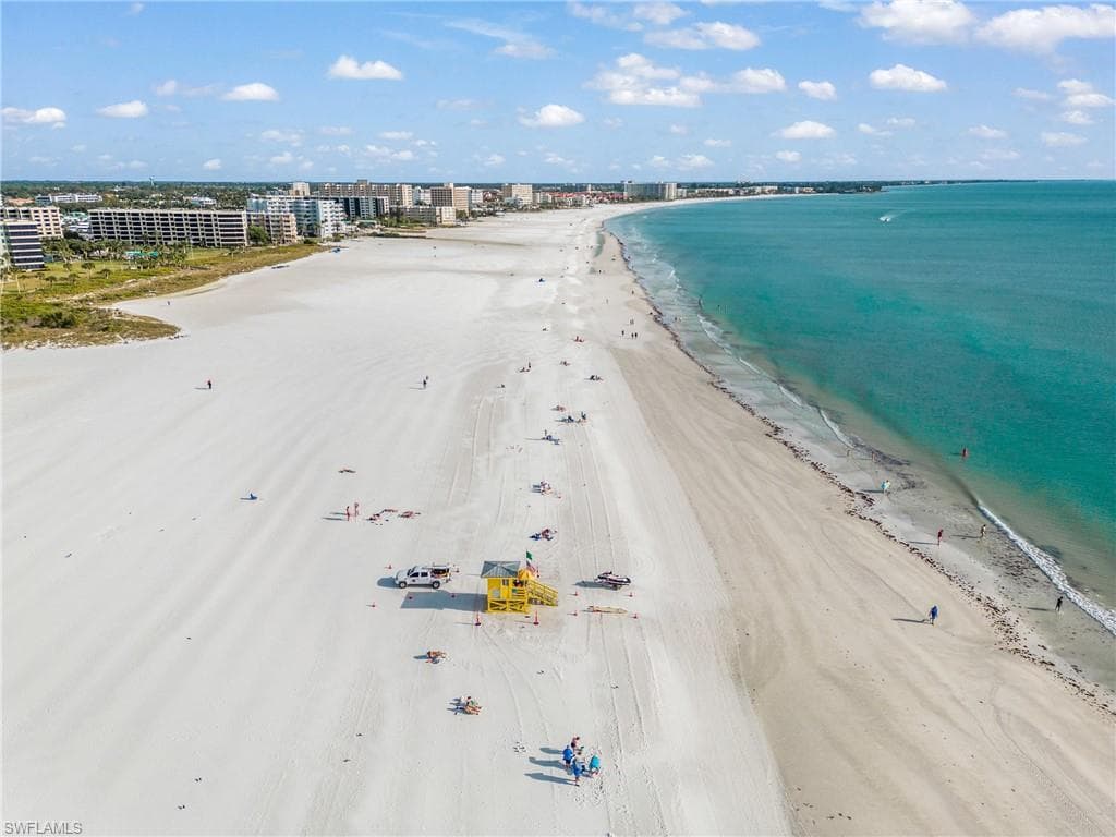 915 Beach RD # 215, SARASOTA FL 34242-40