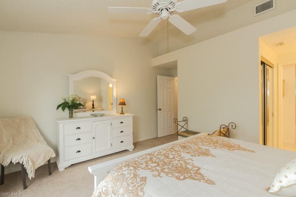 1044 Woodshire LN B210-12