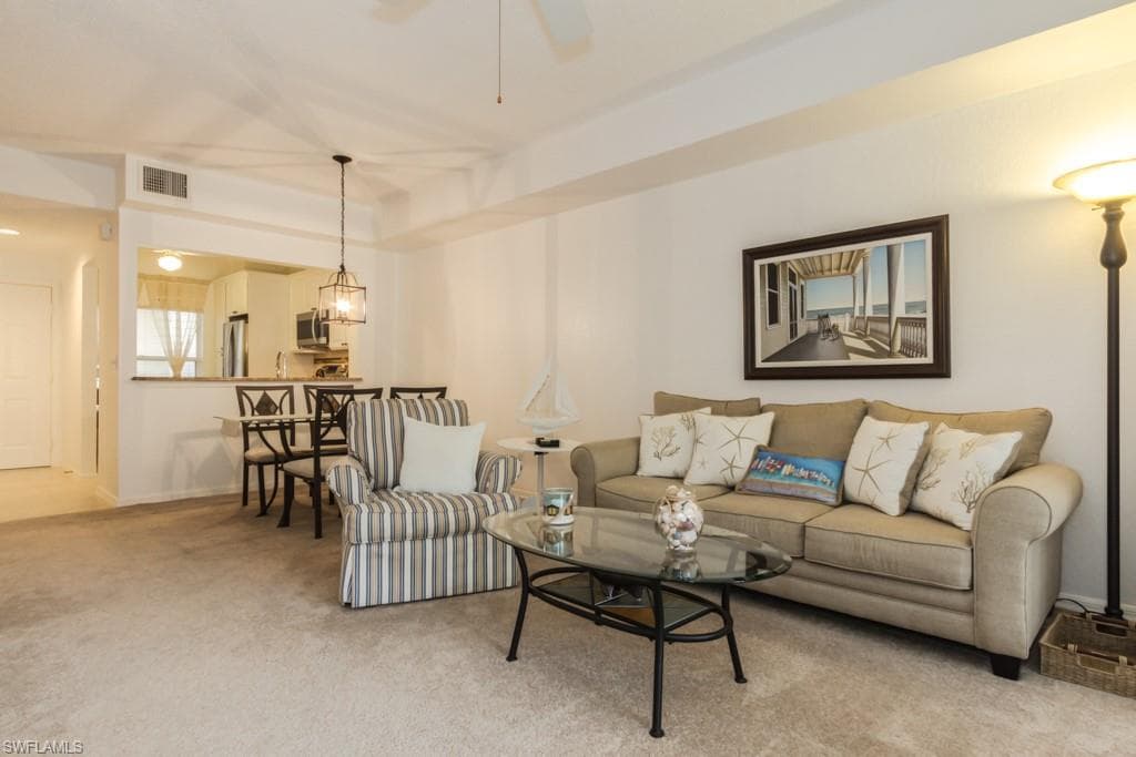 1044 Woodshire LN B210-4