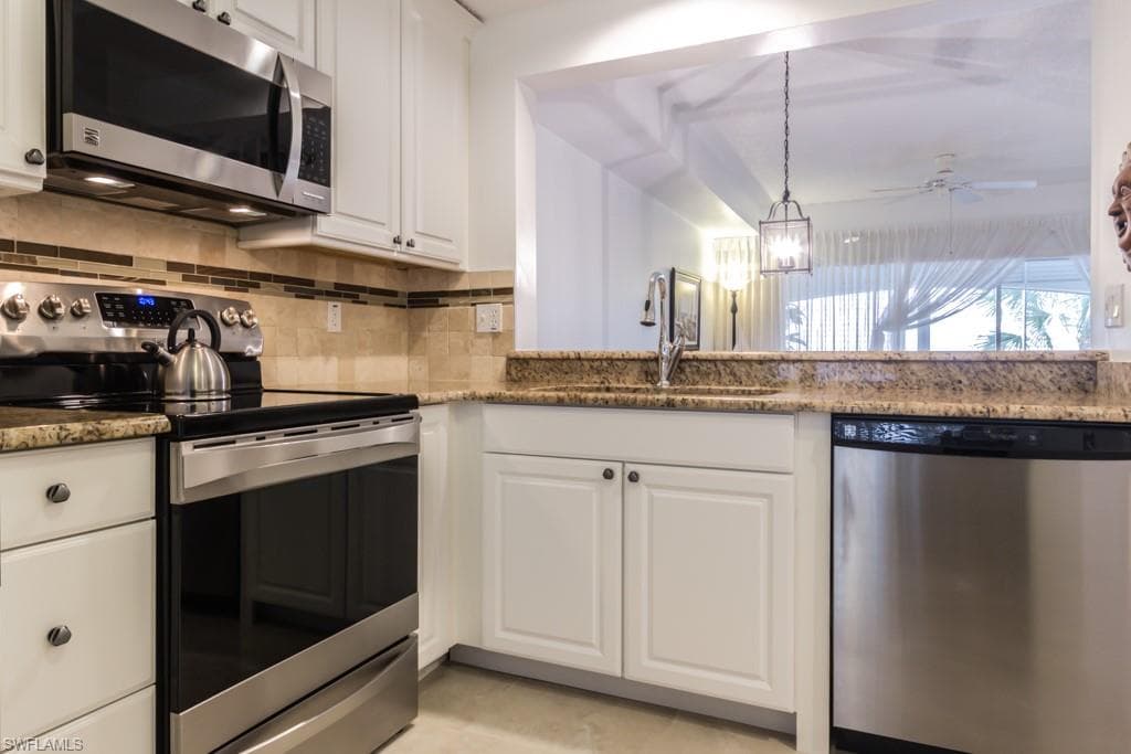 1044 Woodshire LN B210-3