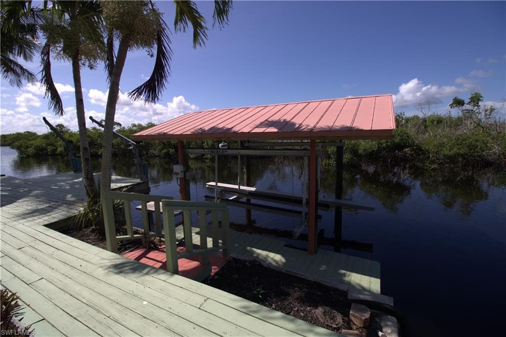 5043 Genesee PKWY, BOKEELIA FL 33922-6