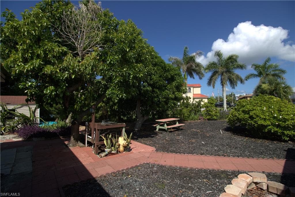 5043 Genesee PKWY, BOKEELIA FL 33922-2