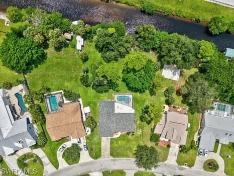 124 Sharwood DR, NAPLES FL 34110-4