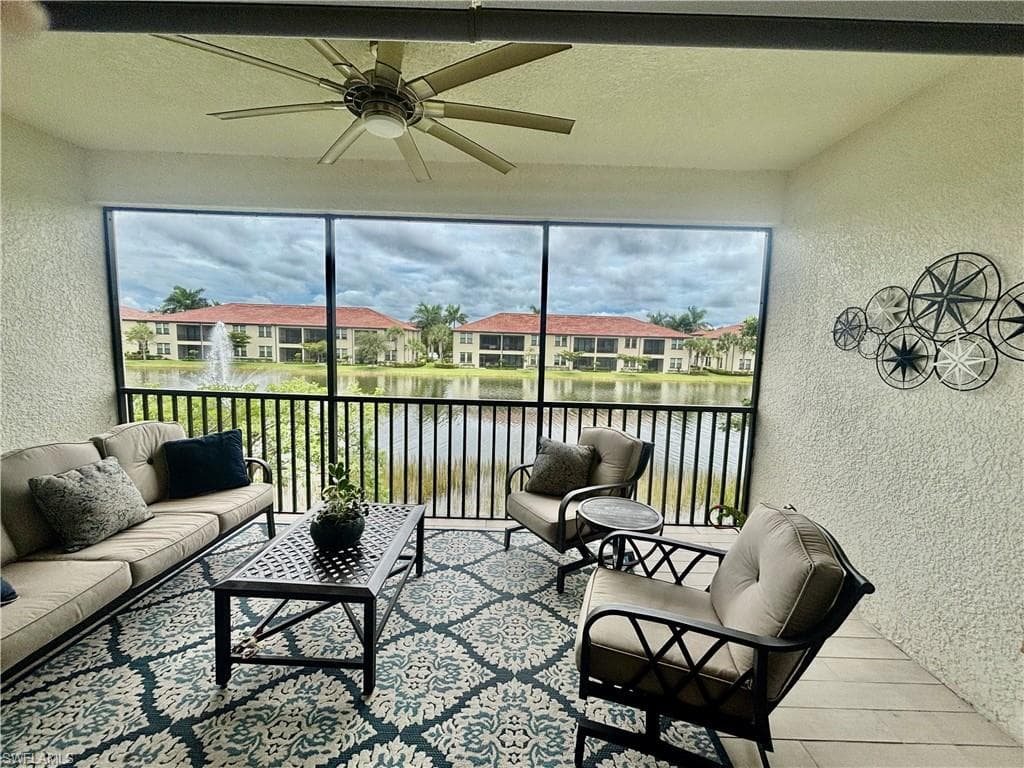 15148 Palmer Lake CIR # 202, NAPLES FL 34109-13