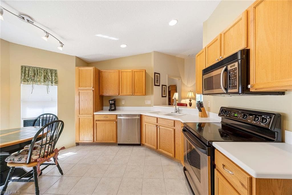 3441 Morning Lake DR # 201, ESTERO FL 34134-12