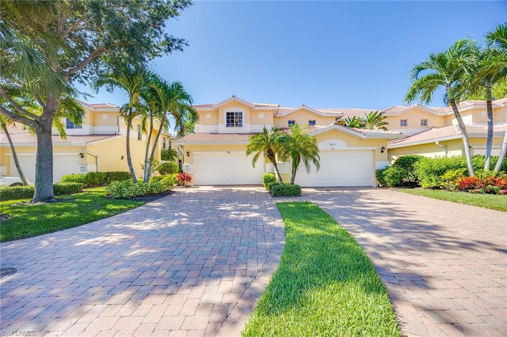 3441 Morning Lake DR # 201, ESTERO FL 34134-2