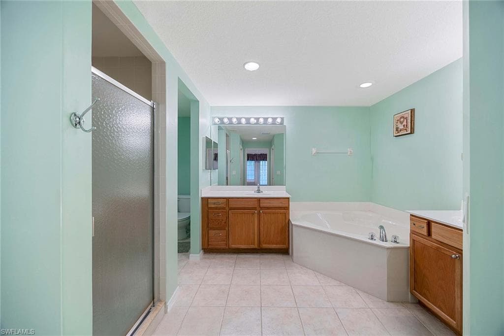 3441 Morning Lake DR # 201, ESTERO FL 34134-18