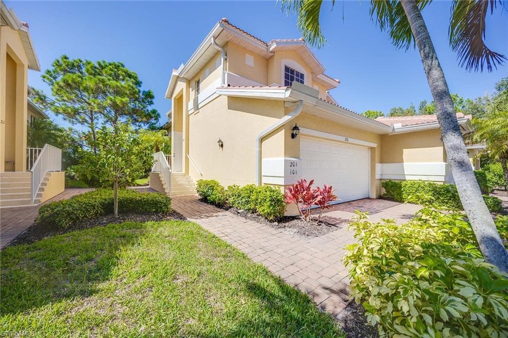 3441 Morning Lake DR # 201, ESTERO FL 34134-3