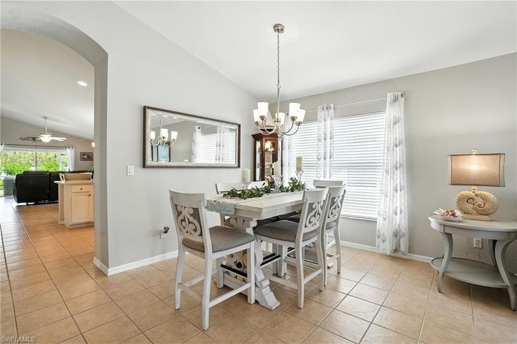 9740 Gladiolus Bulb LOOP, FORT MYERS FL 33908-5