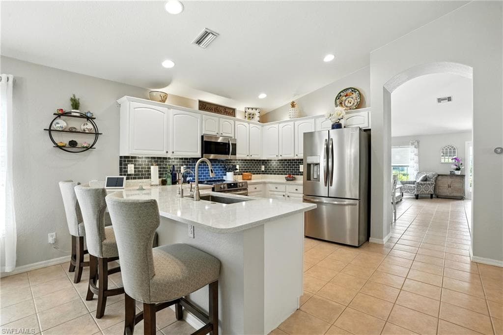 9740 Gladiolus Bulb LOOP, FORT MYERS FL 33908-6