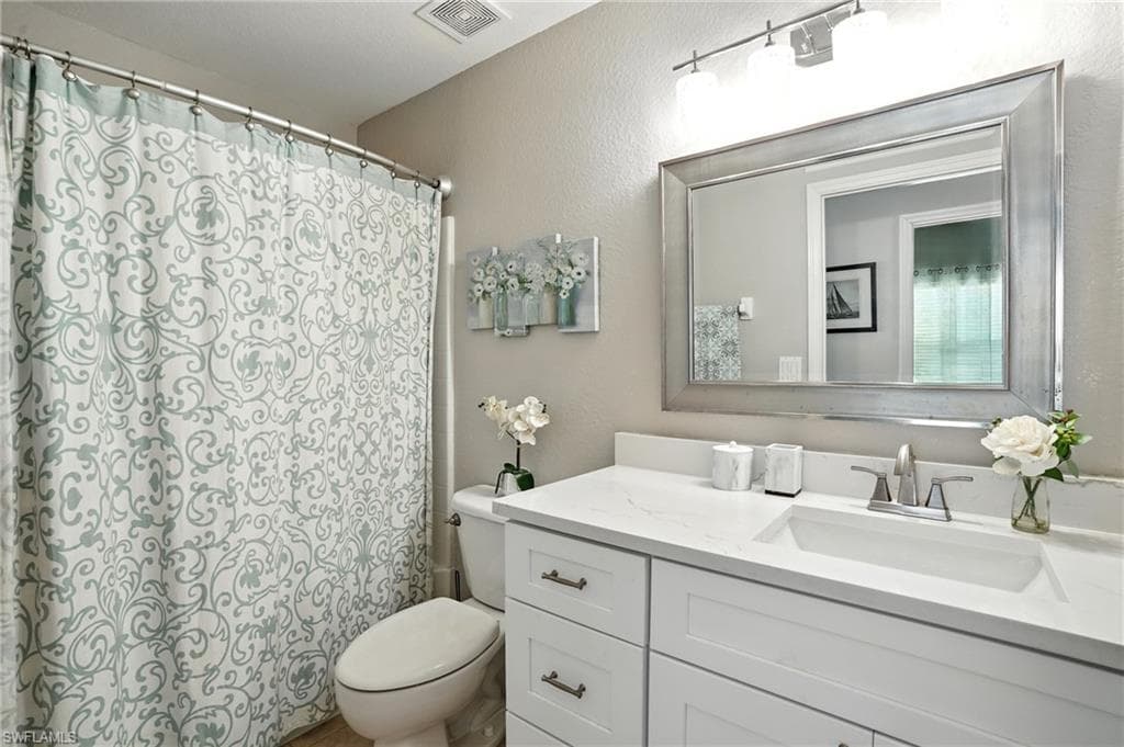 9740 Gladiolus Bulb LOOP, FORT MYERS FL 33908-17