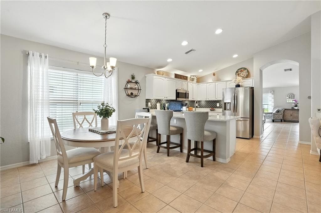 9740 Gladiolus Bulb LOOP, FORT MYERS FL 33908-7