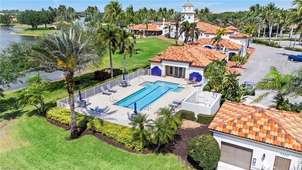4017 Isla Ciudad CT, NAPLES FL 34109-26