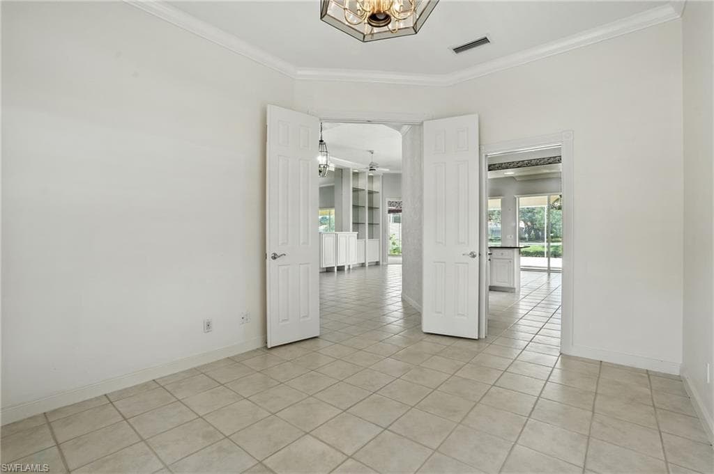 4017 Isla Ciudad CT, NAPLES FL 34109-9