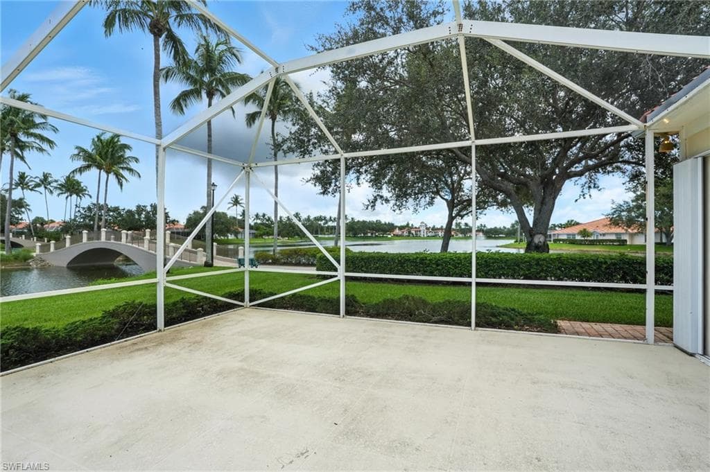 4017 Isla Ciudad CT, NAPLES FL 34109-20