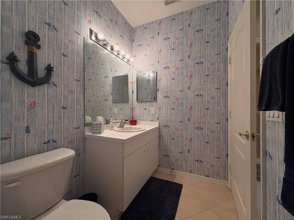 2720 Cypress Trace CIR # 2933, NAPLES FL 34119-15