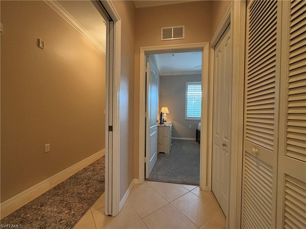2720 Cypress Trace CIR # 2933, NAPLES FL 34119-19
