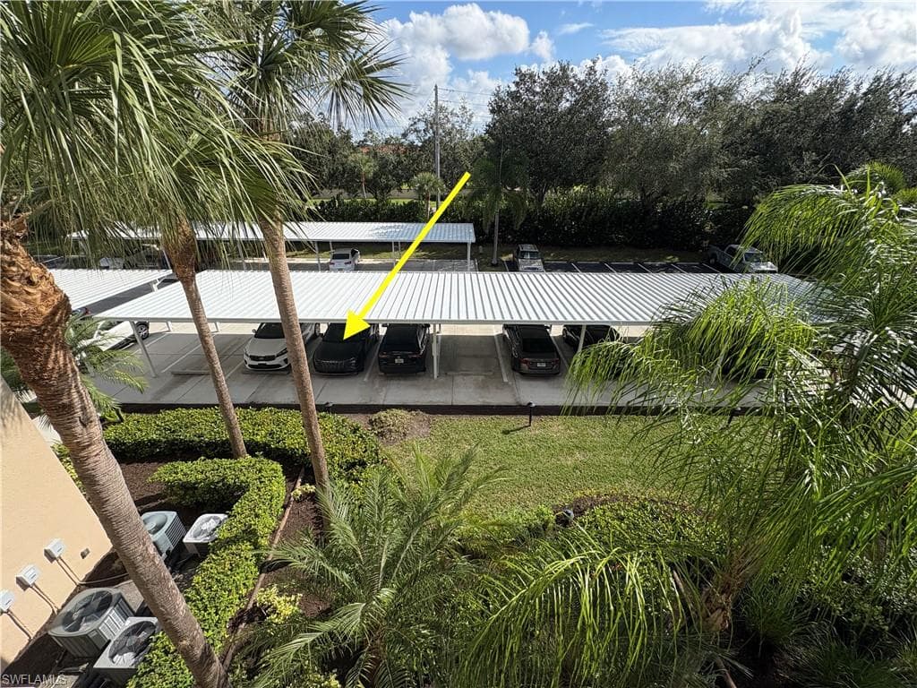 2720 Cypress Trace CIR # 2933, NAPLES FL 34119-28