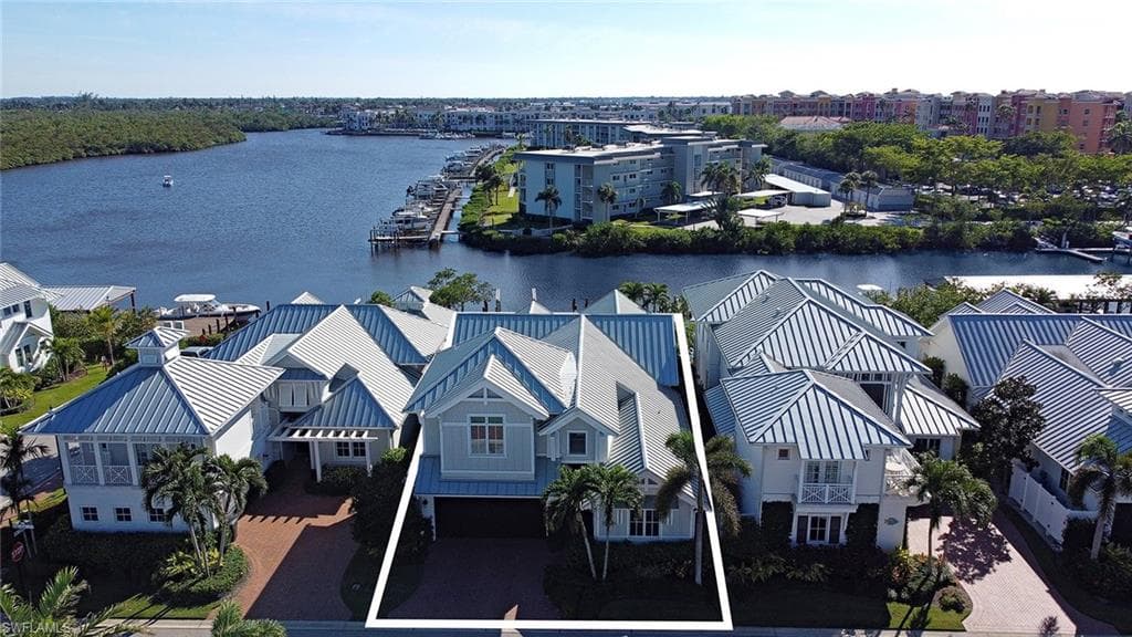 1482 2nd AVE S, NAPLES FL 34102-21