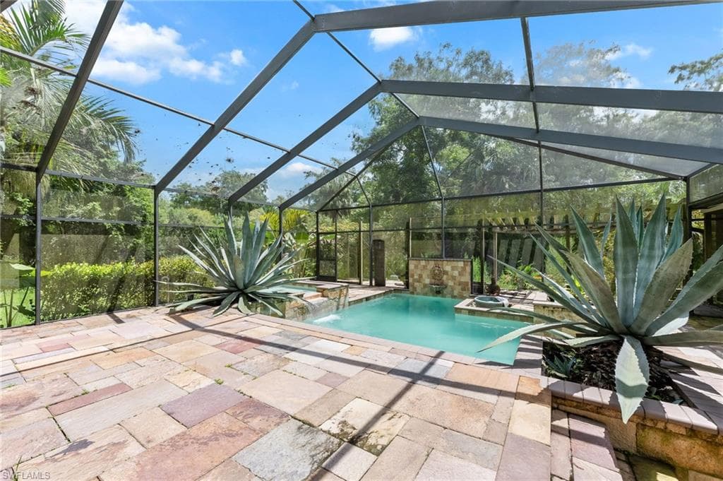 5247 Cherry Wood DR, NAPLES FL 34119-15