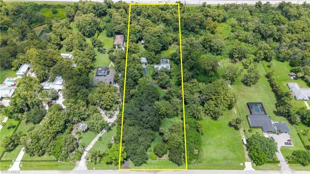 5247 Cherry Wood DR, NAPLES FL 34119-23