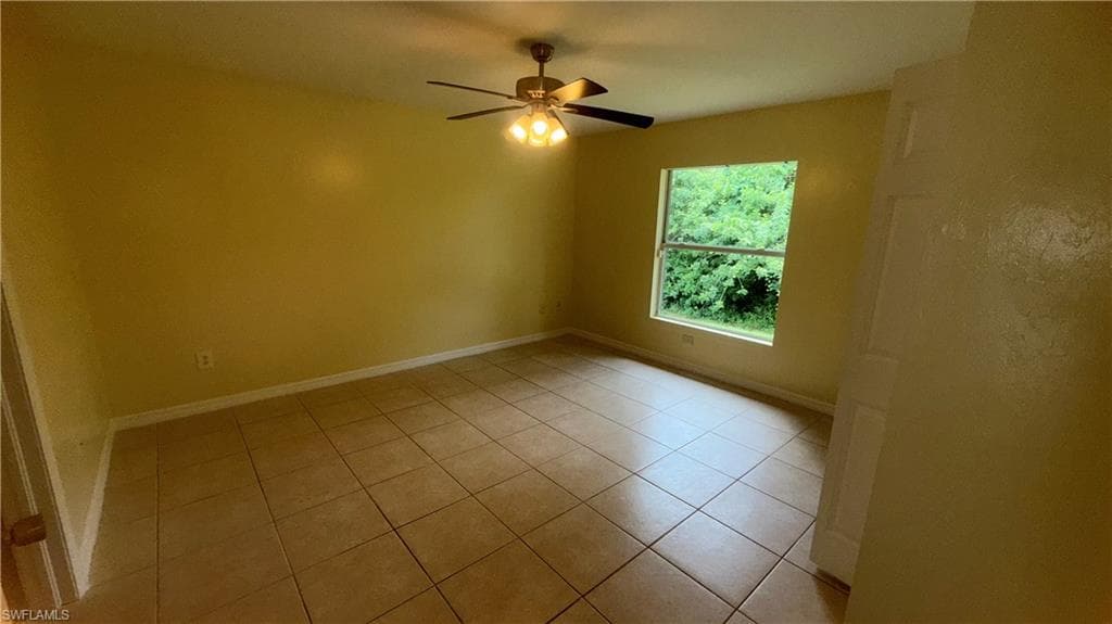 414 E 12th ST, LEHIGH ACRES FL 33972-4