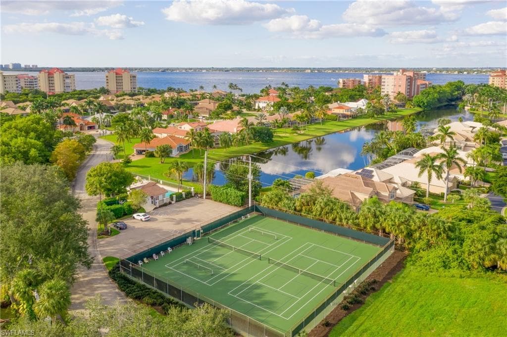 5445 Peppertree DR # 9, FORT MYERS FL 33908-22