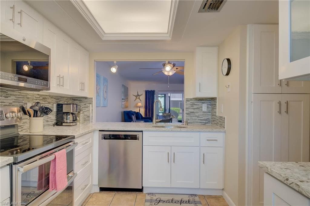 5445 Peppertree DR # 9, FORT MYERS FL 33908-1