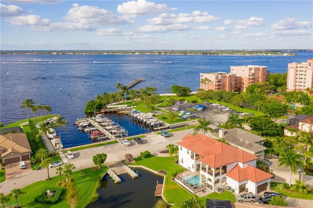 5445 Peppertree DR # 9, FORT MYERS FL 33908-25