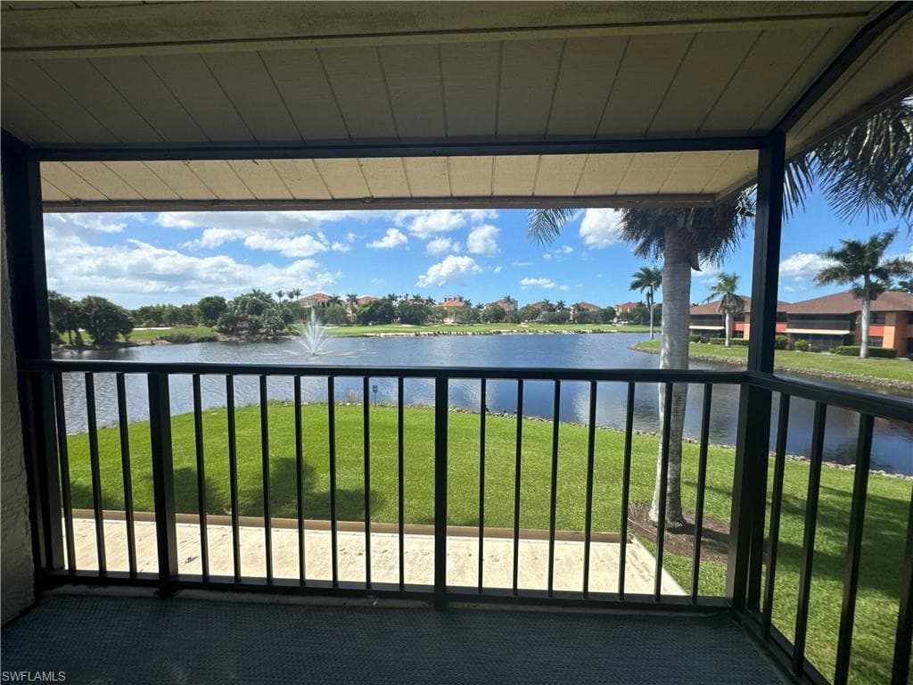 1530 Mainsail DR # 11, NAPLES FL 34114-22