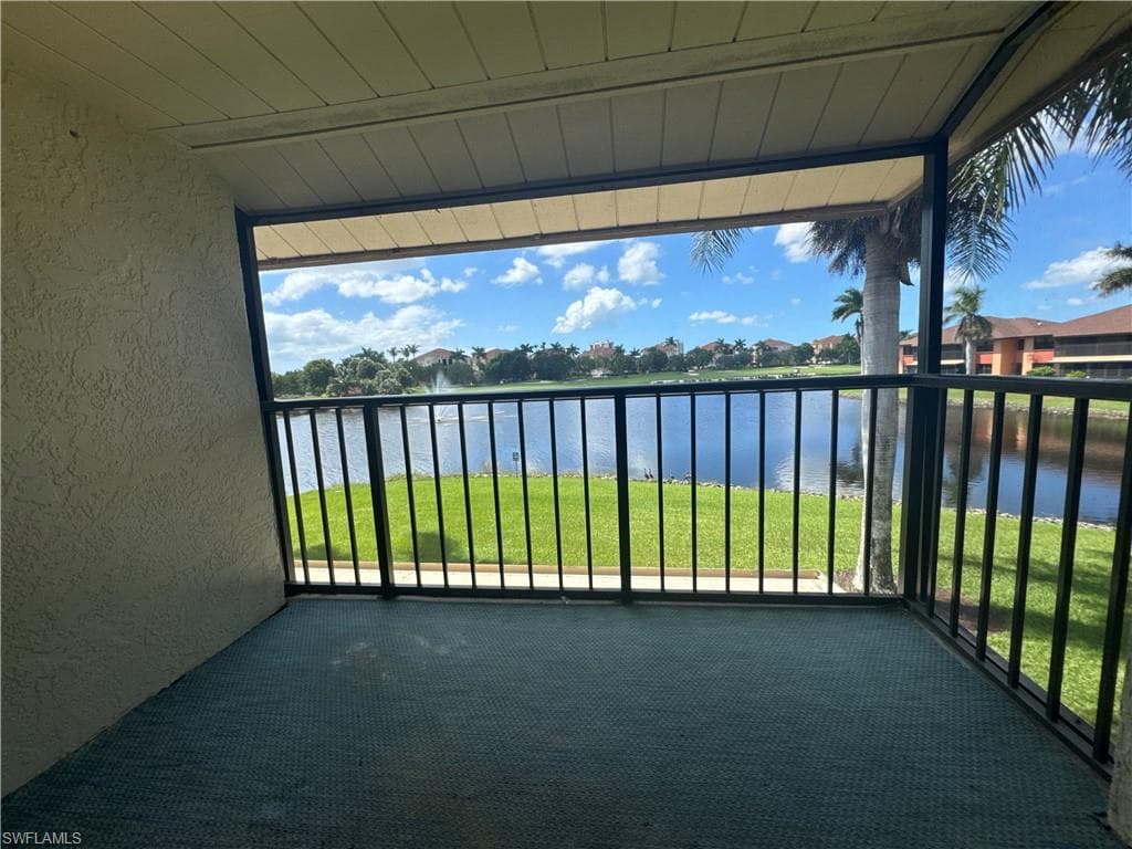 1530 Mainsail DR # 11, NAPLES FL 34114-19