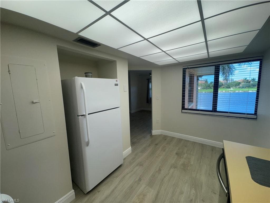 1530 Mainsail DR # 11, NAPLES FL 34114-10