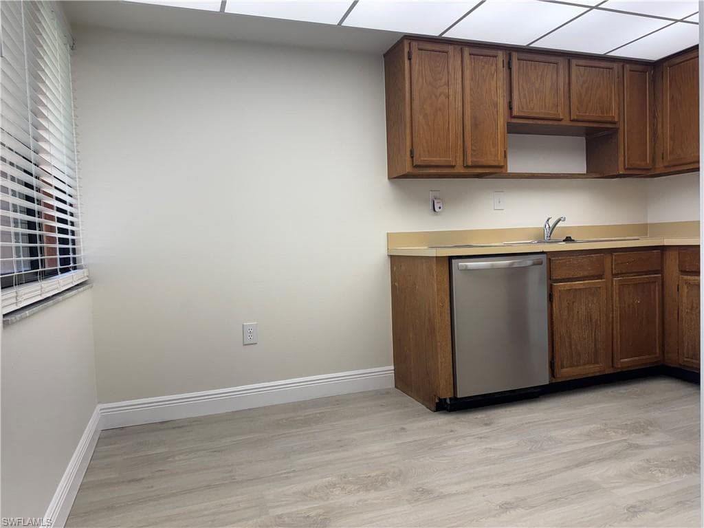 1530 Mainsail DR # 11, NAPLES FL 34114-7