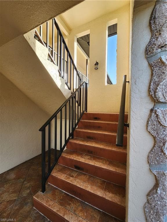 4515 Country Club BLVD # 204, CAPE CORAL FL 33904-5