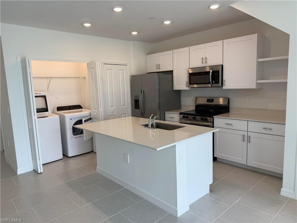4230 Caterina CT, FORT MYERS FL 33917-5