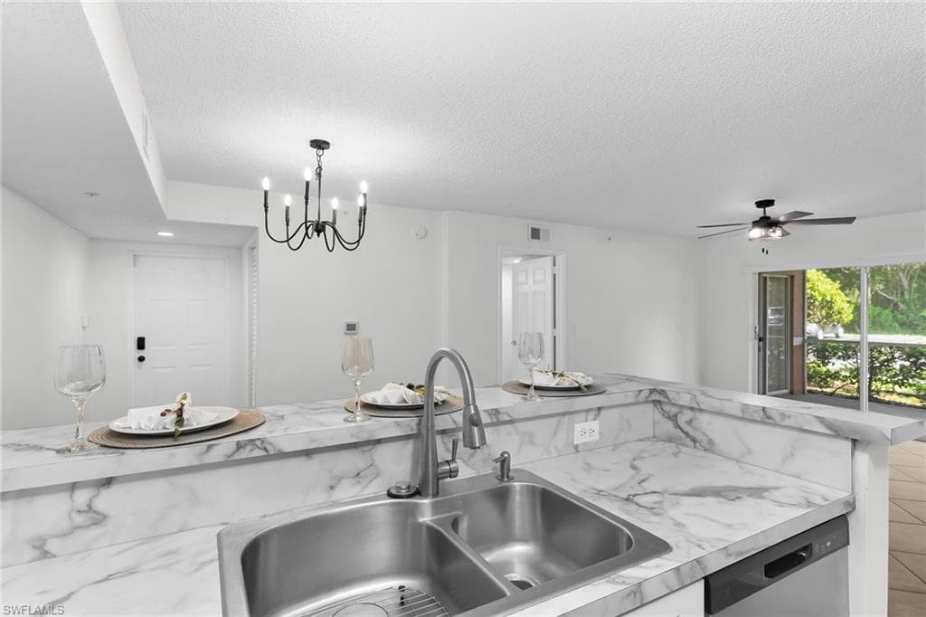 1810 Florida Club CIR # 1111, NAPLES FL 34112-5