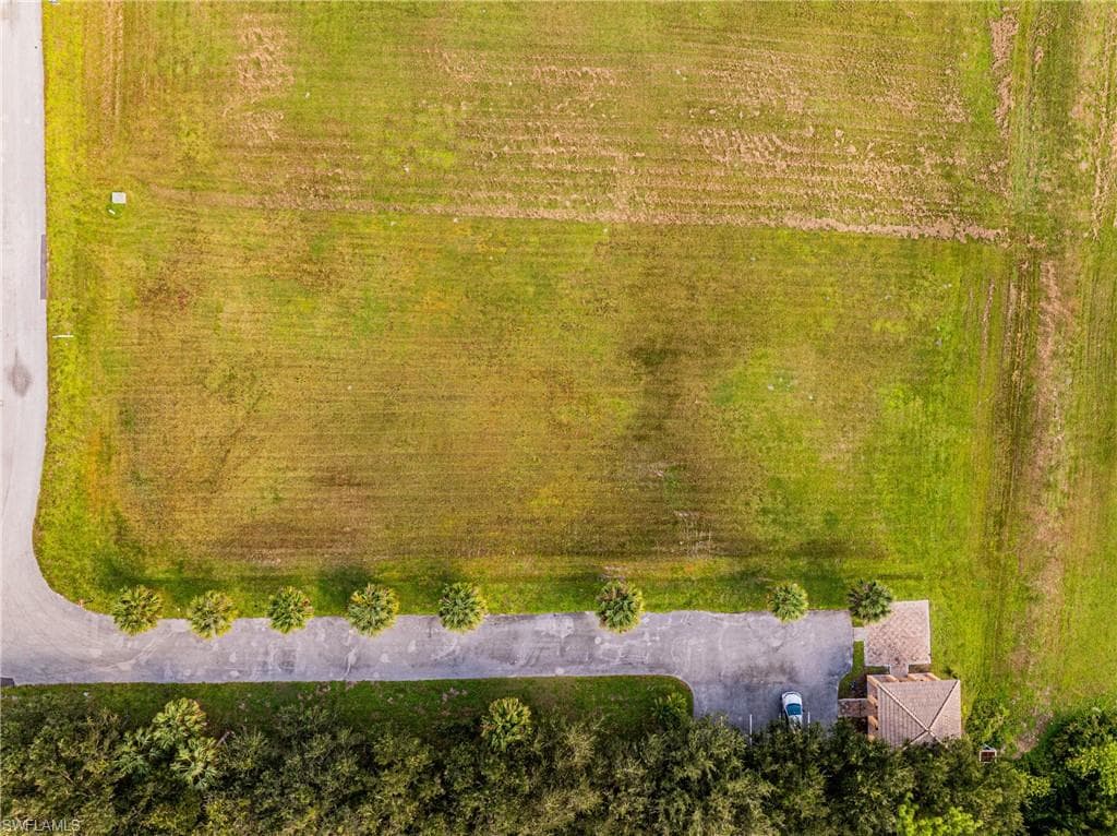 17109 Serengeti CIR, ALVA FL 33920-11