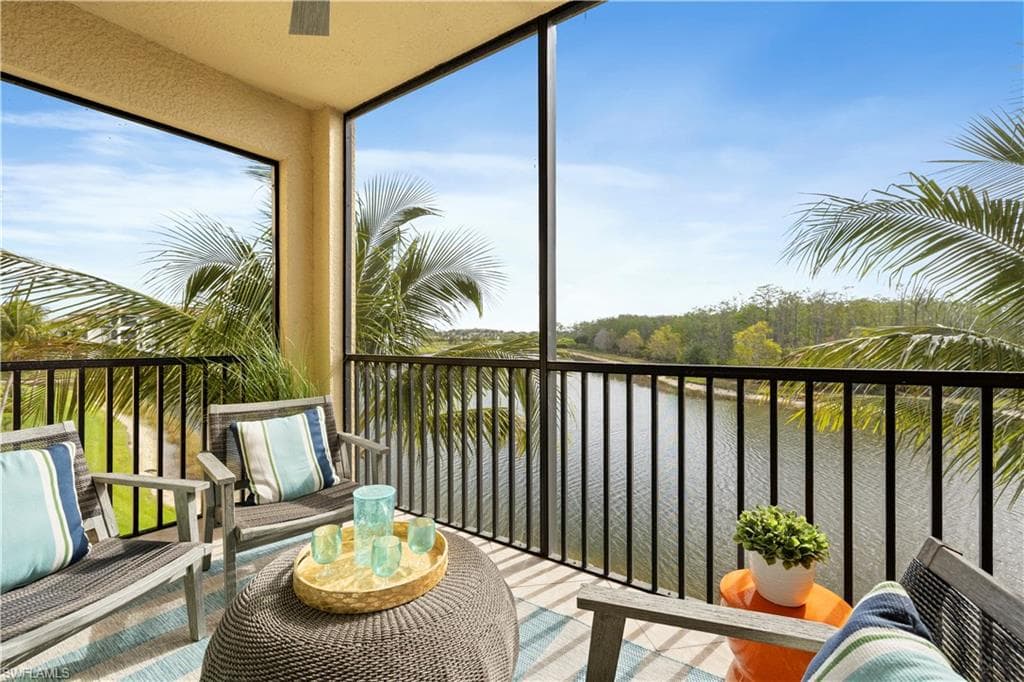 9572 Trevi CT # 5033, NAPLES FL 34113-16