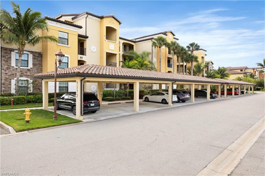 9572 Trevi CT # 5033, NAPLES FL 34113-17